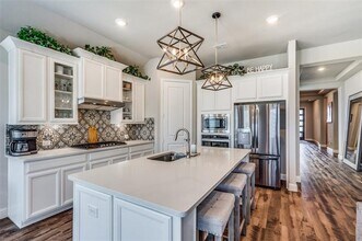 Building Photo - 961 Speargrass Ln