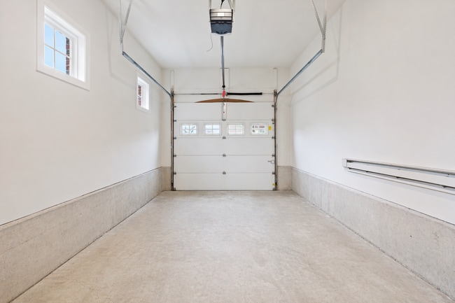 Interior Photo - Barclay Square at Princeton Forrestal