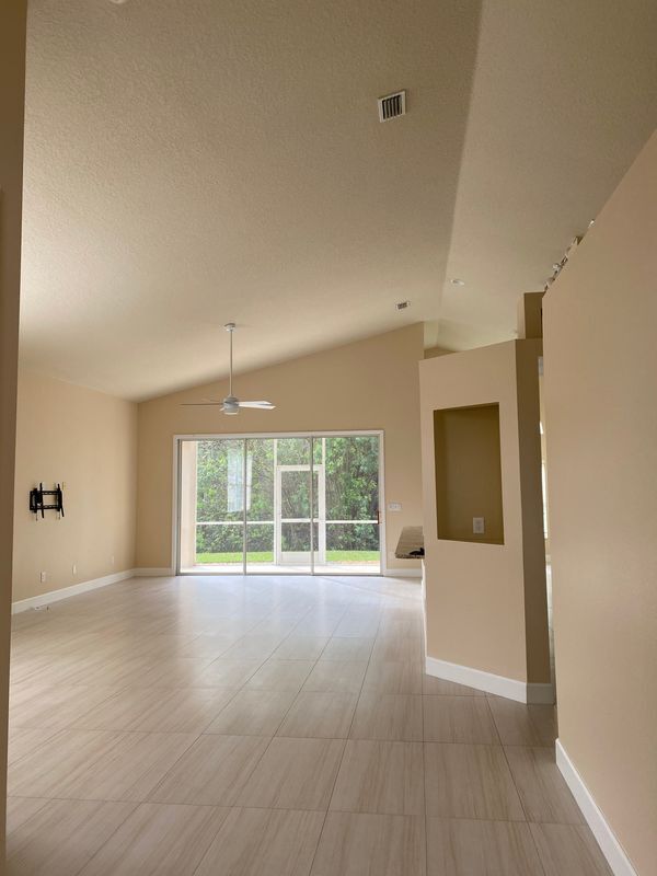 Building Photo - 1159 Kilkenny Ln