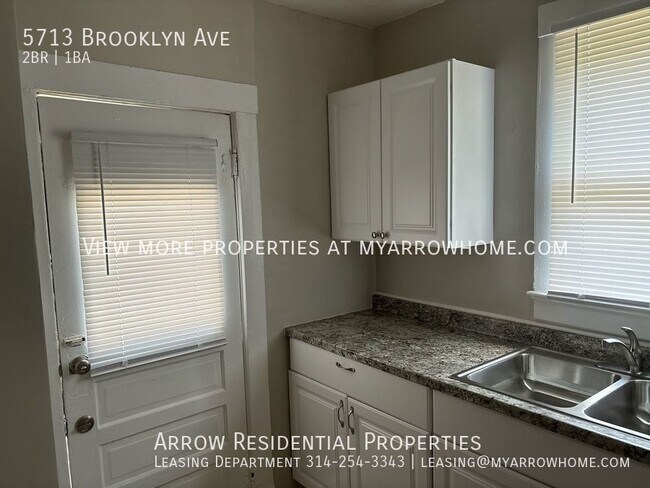 Foto del edificio - 5713 Brooklyn Ave | 2 BR 1 BA