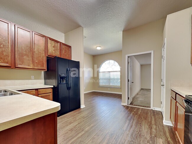 Foto del edificio - 2091 Cherokee Cove Trl