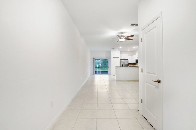 Foto del edificio - 6024 Shiner St