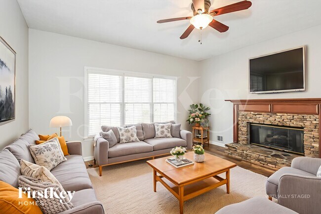 Foto del edificio - 7285 Wyngate Dr