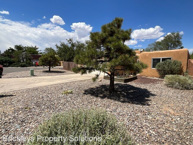 Foto del edificio - 3 br, 2 bath House - 4949 Quail Ridge Driv...