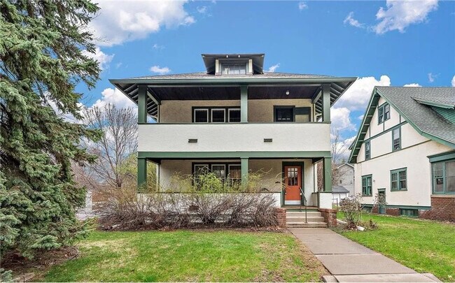 Building Photo - 2017 Laurel Avenue