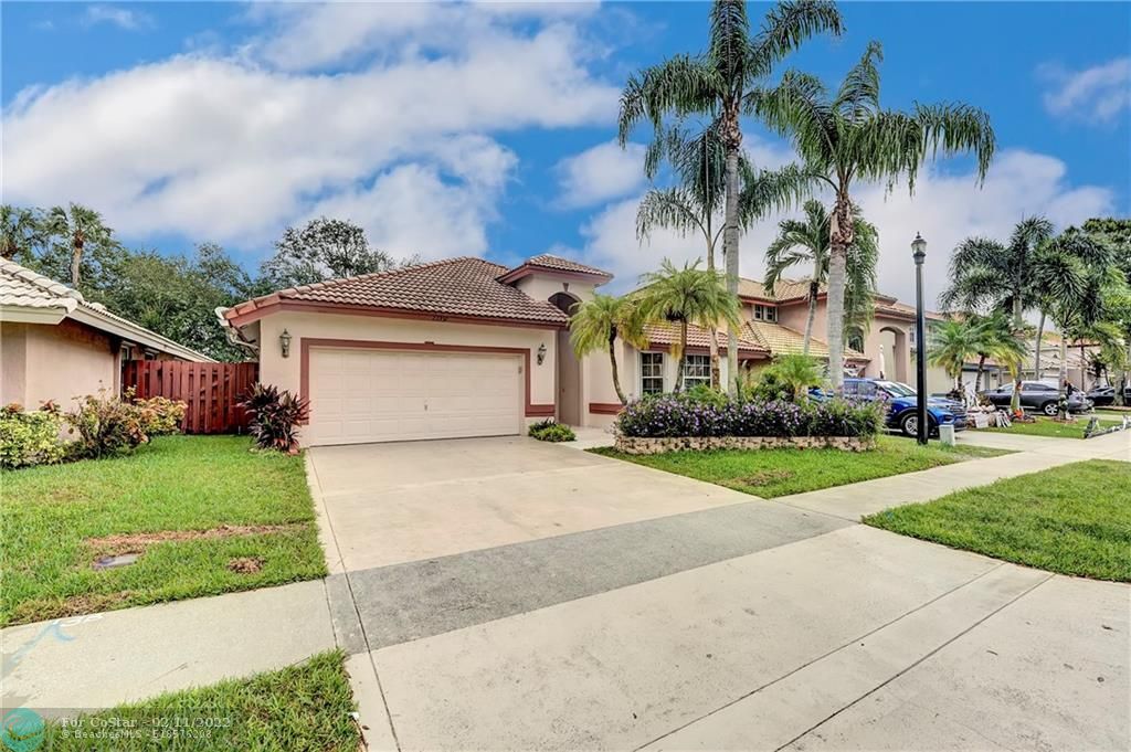Primary Photo - 23392 Serene Meadow Dr S