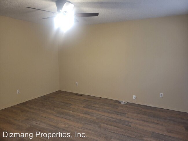Building Photo - 3 br, 2 bath House - 201 S. Cedarbrook Ave.