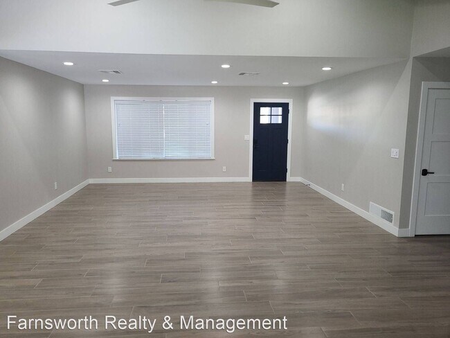 Foto del edificio - 4 br, 2 bath House - 1921 E. Juniper Circle