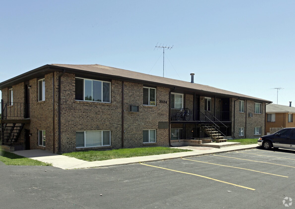 Building Photo - 3024 Denver St