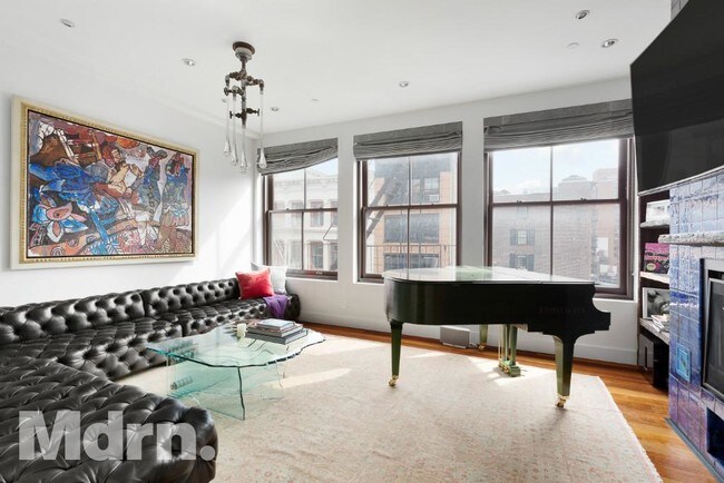 Foto del edificio - 498 Broome St