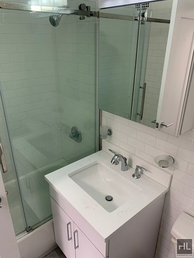 Building Photo - East 82nd Street