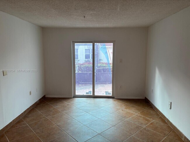 Foto del edificio - 2319 N Congress Ave