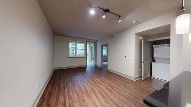 Building Photo - 1818 Platinum Triangle