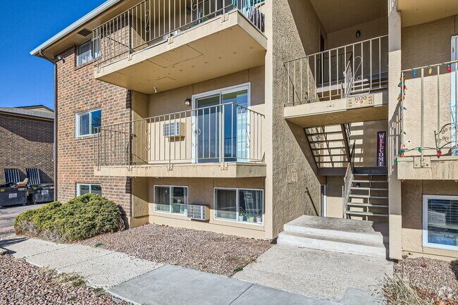 Building Photo - 3020 E Bijou St