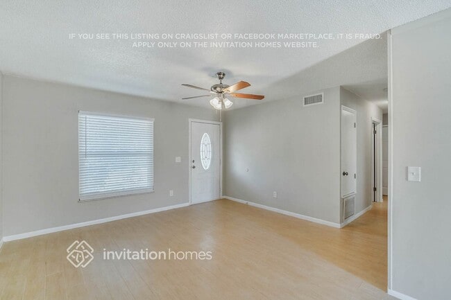 Building Photo - 7010 Lake Long Dr