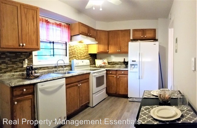 Building Photo - 4 br, 2 bath House - 3405 Brompton Ct