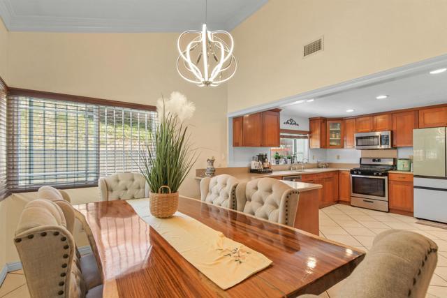 Building Photo - 613 Point Vicente Ct