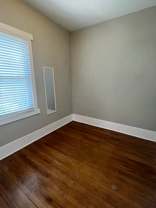 Building Photo - 751 Starkweather Ave