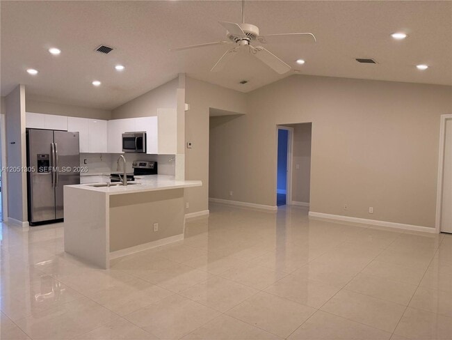 Building Photo - 1547 Zenith Way