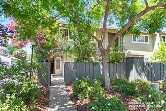 Building Photo - 4756 Raspberry Pl