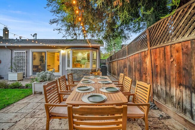 Building Photo - 148 Flintwell Ct