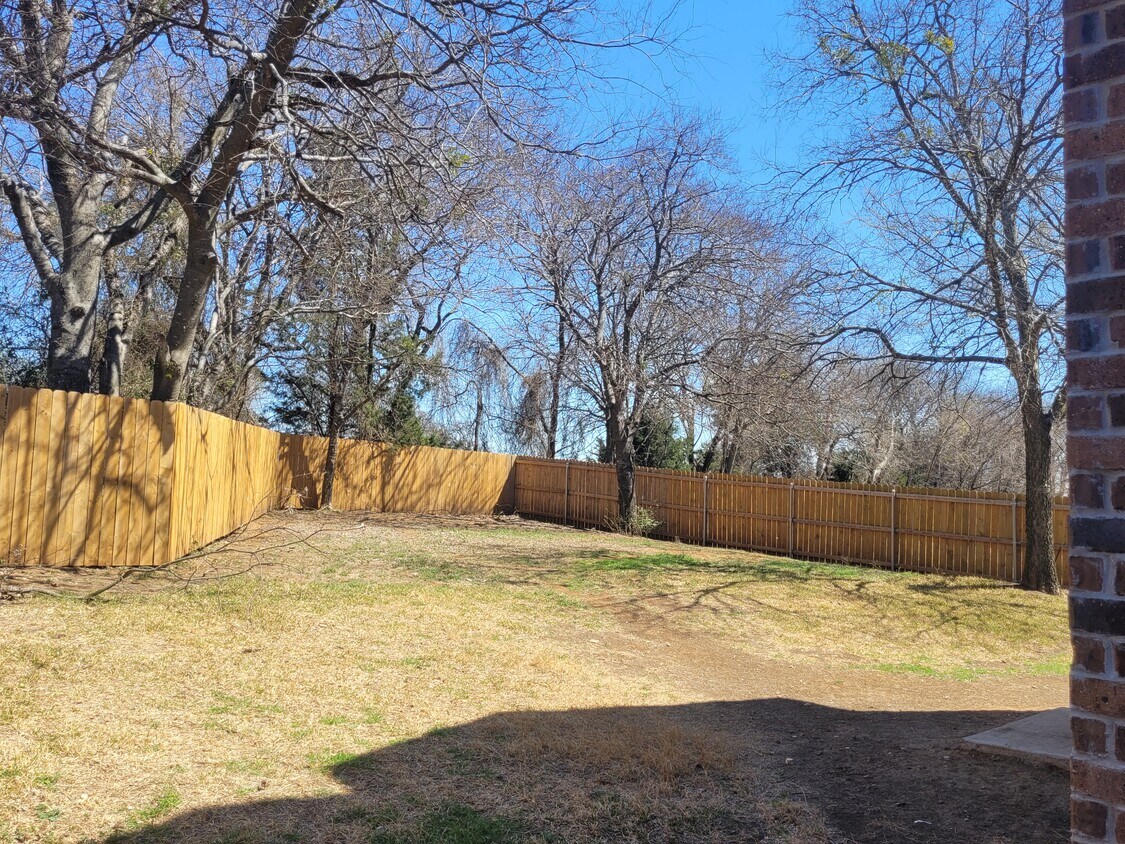 401 S 5th St, Alvarado, TX 76009 House for Rent in Alvarado, TX