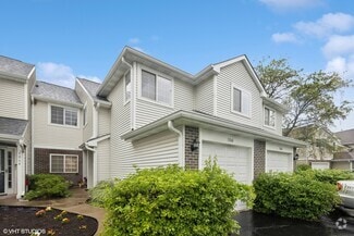 Building Photo - 1068 E Wilson Ave