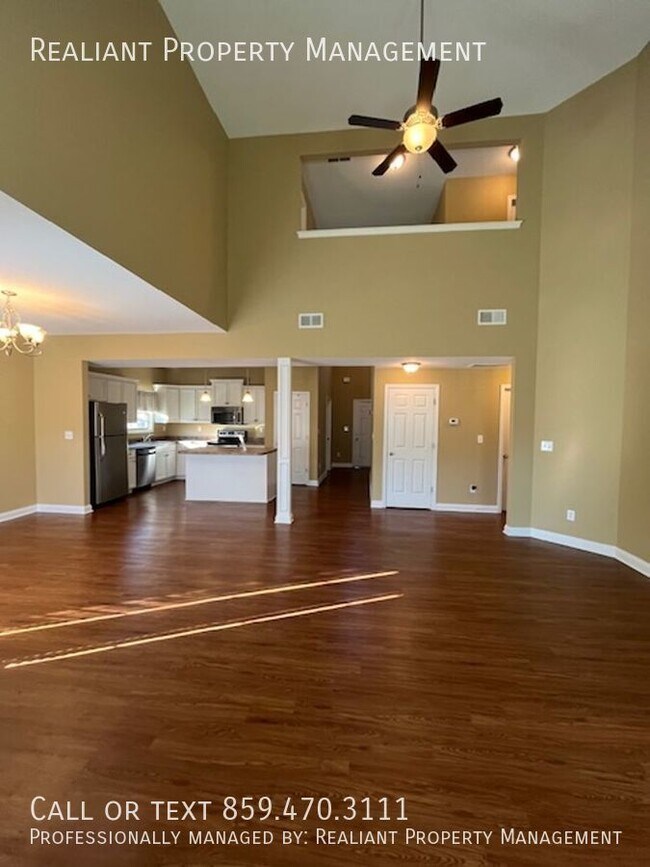 Foto del edificio - 236 Lynnwood Dr