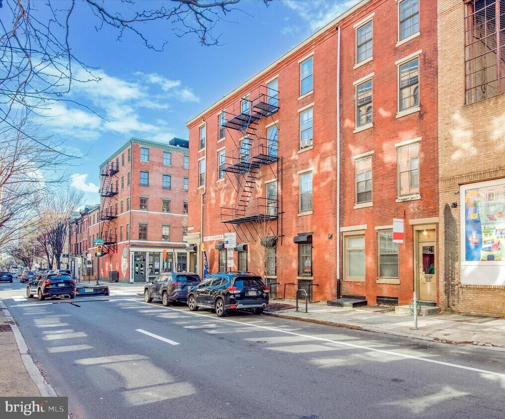 Primary Photo - 302 Race Street Unit 1