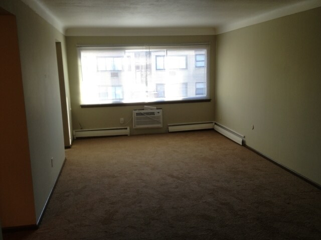 Apartamento Interno 2 - 1015 York Ave