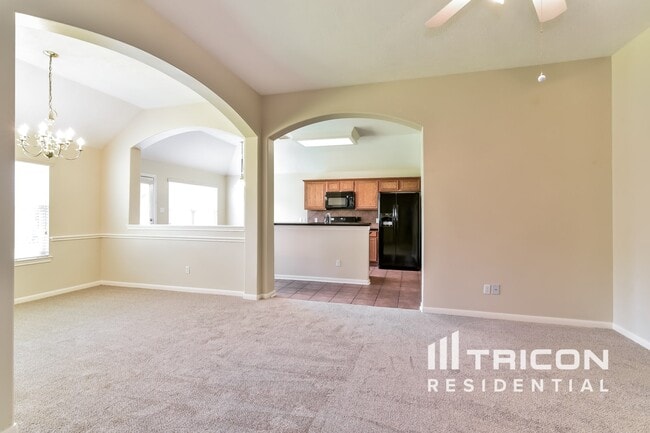 Building Photo - 11106 Creekline Glen Ct