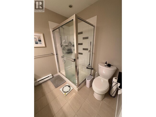 Building Photo - 3065 Dayanee Springs Blvd