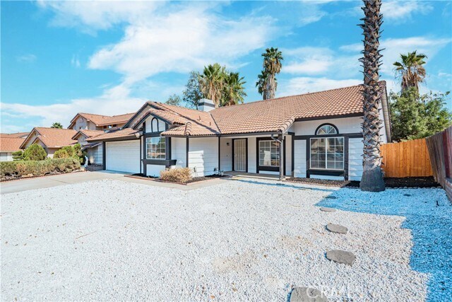 Foto del edificio - 44128 Galicia Dr