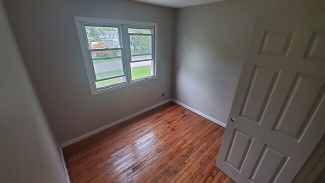 Photos are from the remodel phase. New photos available upon request. - 5836 Glendora Rd