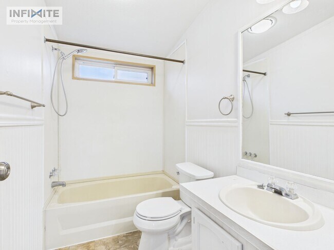 Foto del edificio - Peaceful Country Living – 3 Bed / 2 Bath Home