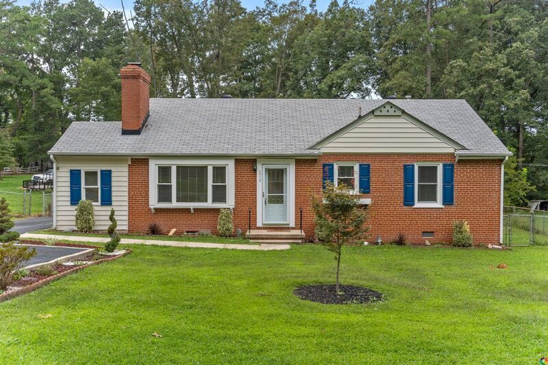 Primary Photo - 1312 Blue Jay Ln