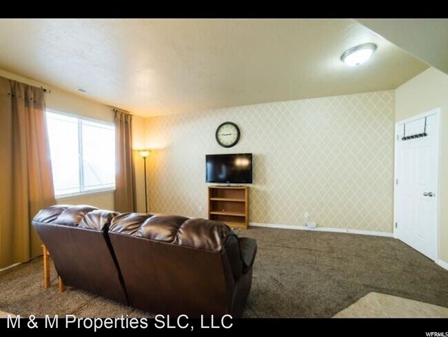 Foto del edificio - 3 br, 2.5 bath House - 12518 S Maitland Road