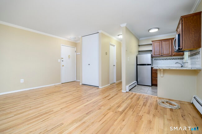 Foto del edificio - 398 Courtland Ave