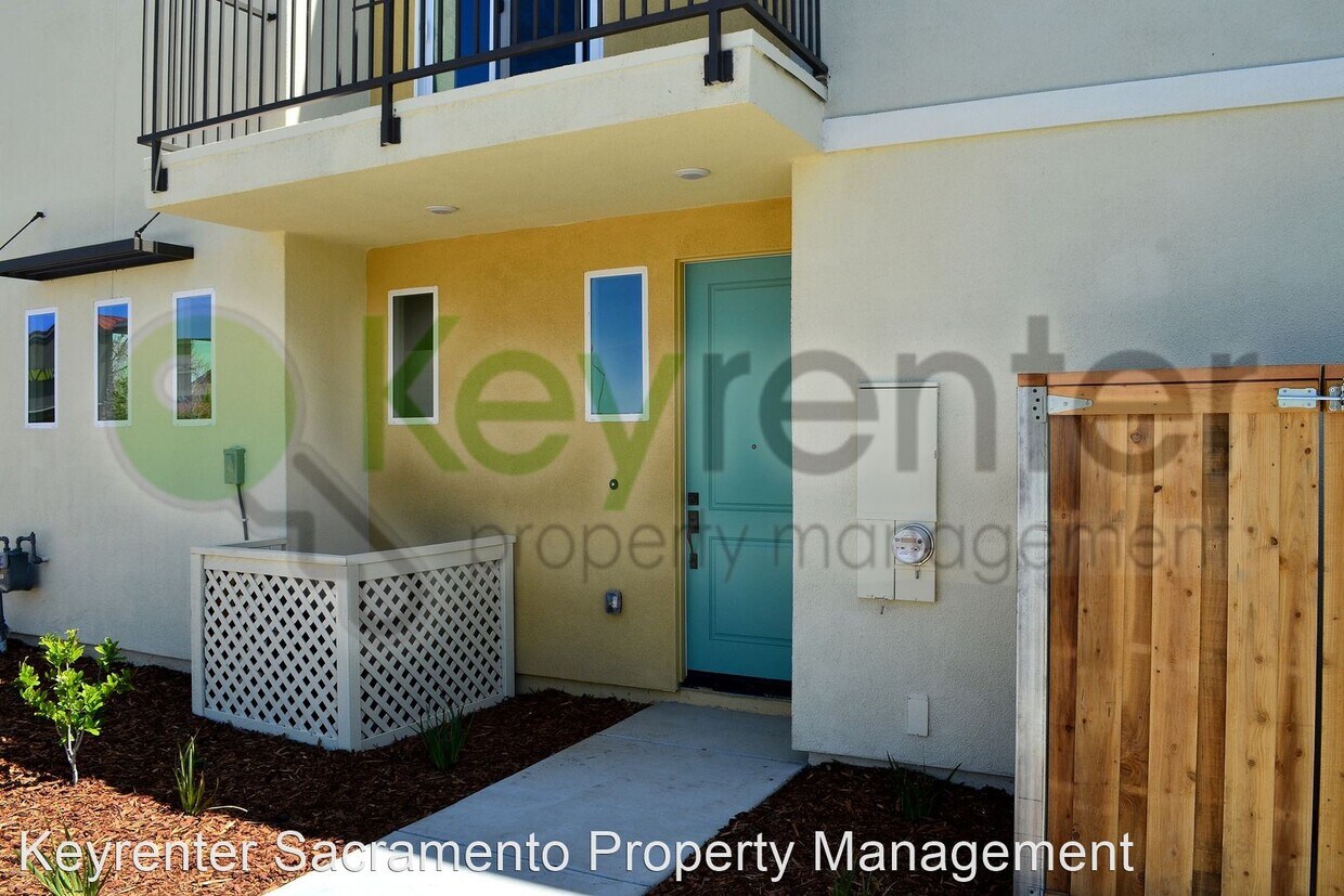 Foto principal - 3 br, 2.5 bath House - 2567 Radar Lane