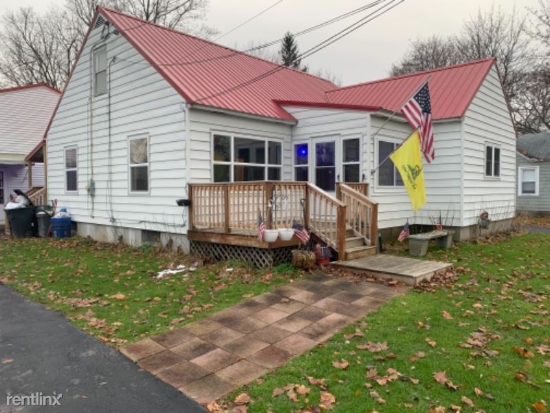 Primary Photo - 3 br, 1 bath House - 5760 New St