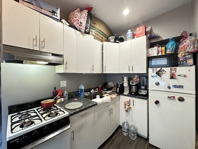 Foto del edificio - 5451 N Kenmore Ave