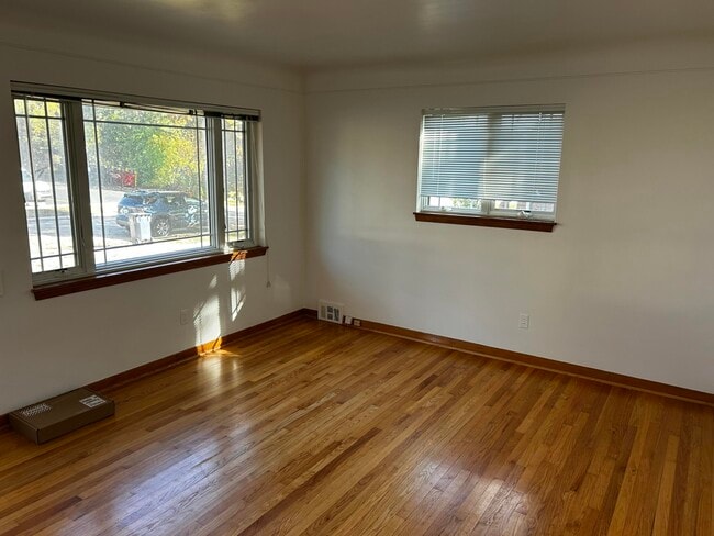 Foto del edificio - 1641 Fairview Ave