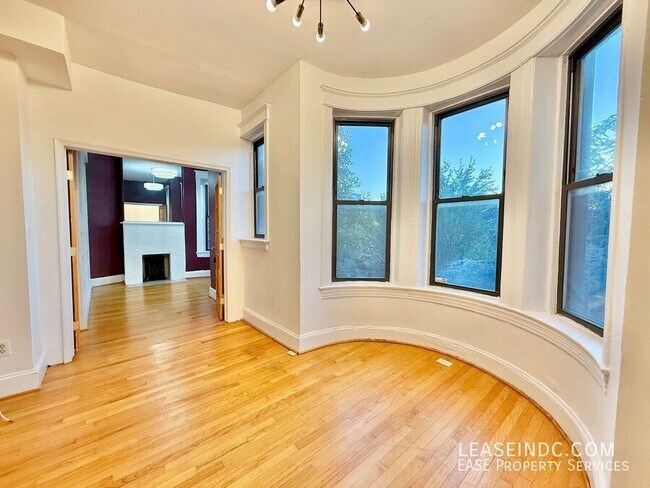 Foto del edificio - 3238 13th St NW
