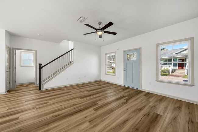 Building Photo - For Lease - 3 BR|2.5 BA Near TAFB