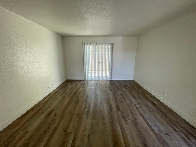 Foto del edificio - 12835 10th St