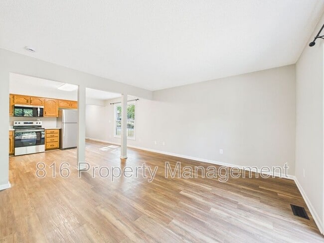 Foto del edificio - 6900 Orchard St