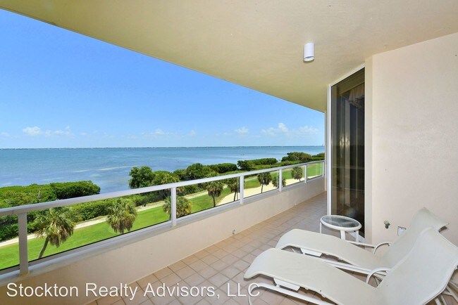 Building Photo - 3080 Grand Bay Blvd