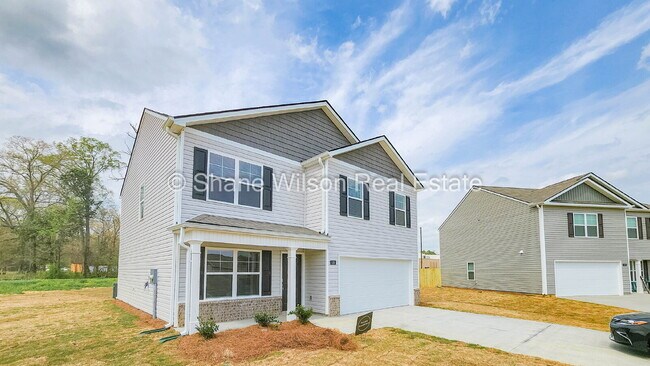 Building Photo - Recently built 4-Bedroom Home with 2.5 Baths in Dalton - 2,382 Sq Ft of Comfort!