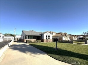 Building Photo - 6226 Ivar Ave