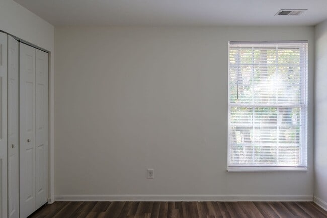 Interior Photo - Golden Gate Townhomes